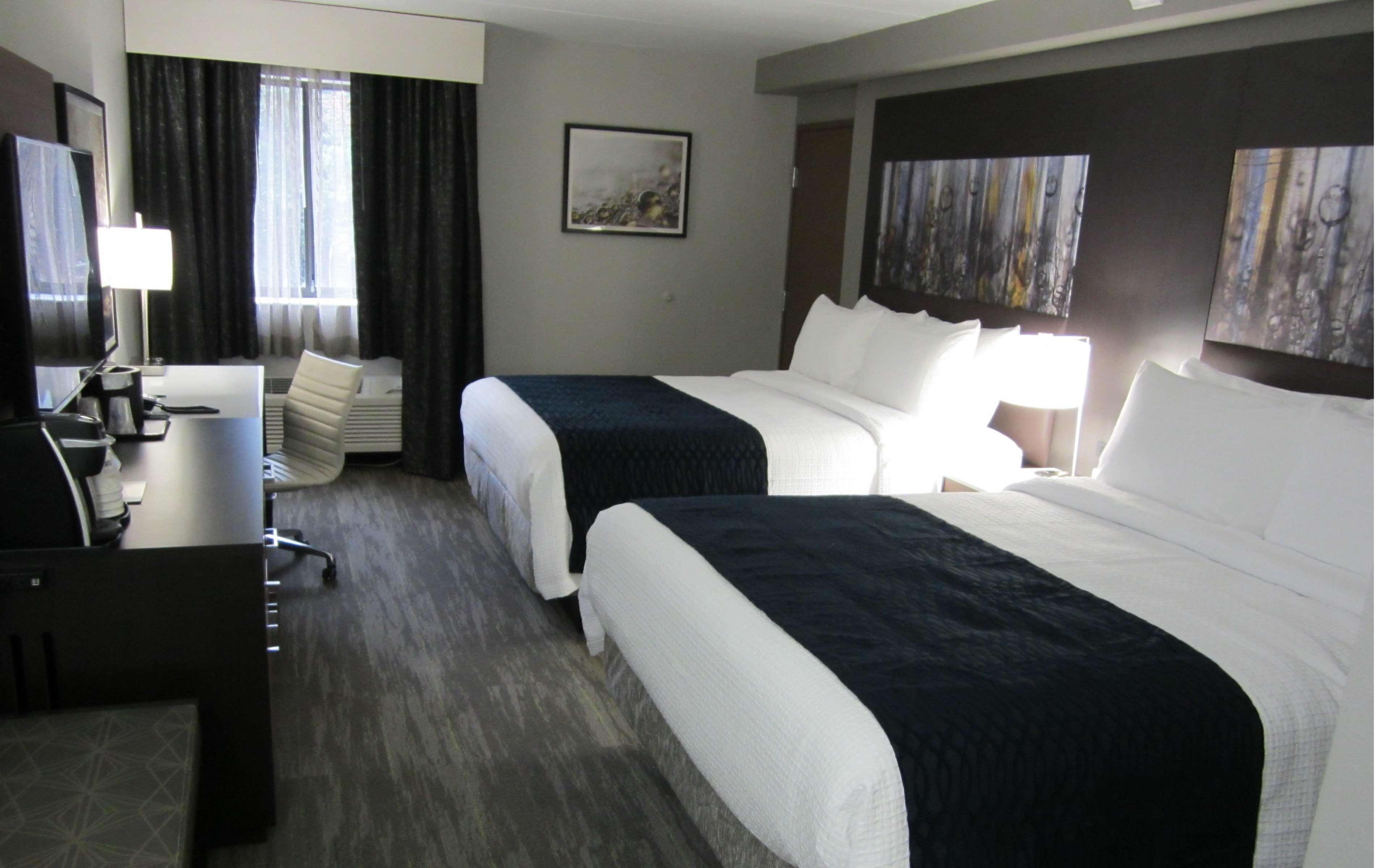 Best Western Atlanta-Marietta Ballpark Hotel Waterford Екстериор снимка