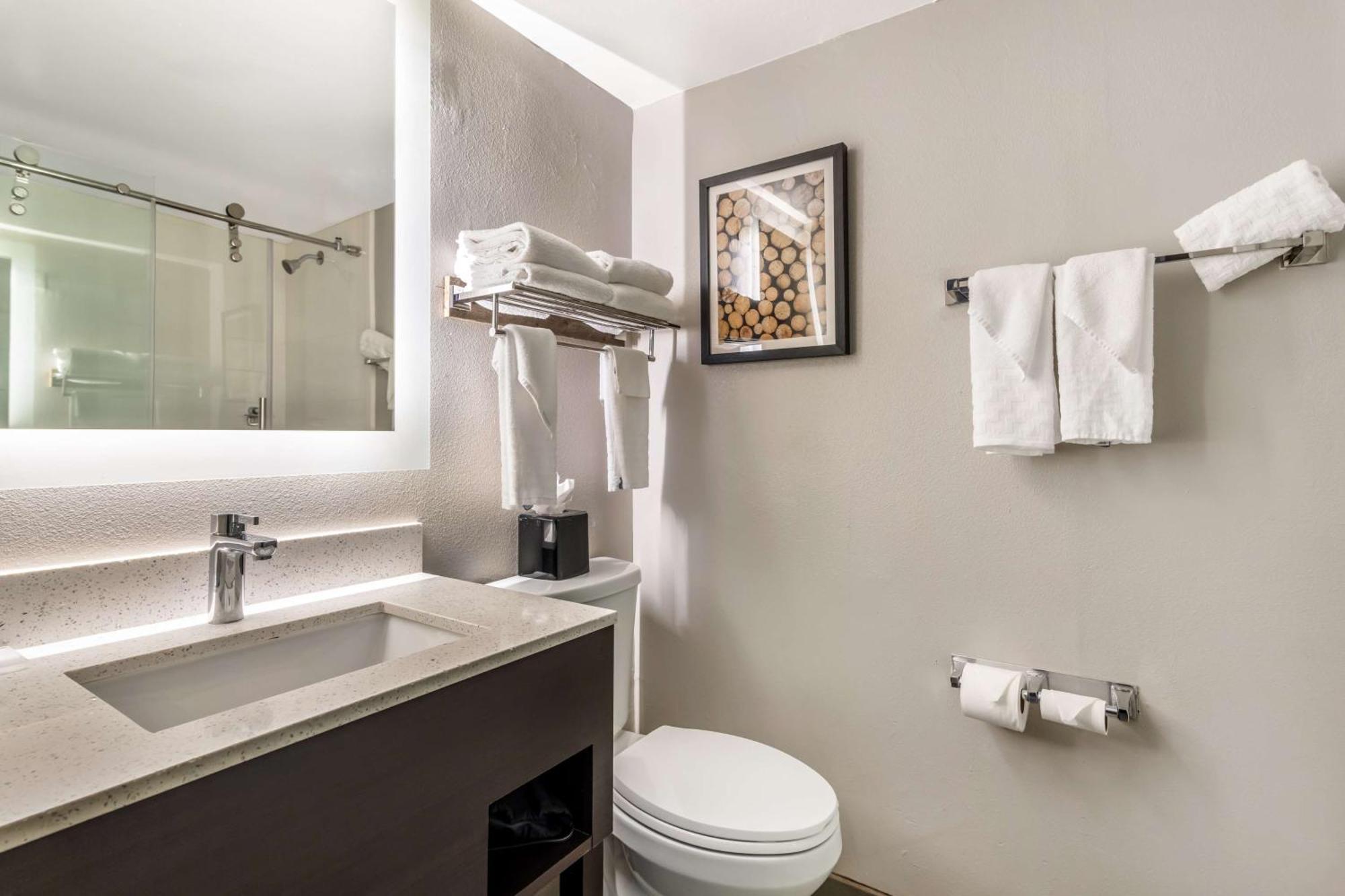 Best Western Atlanta-Marietta Ballpark Hotel Waterford Екстериор снимка