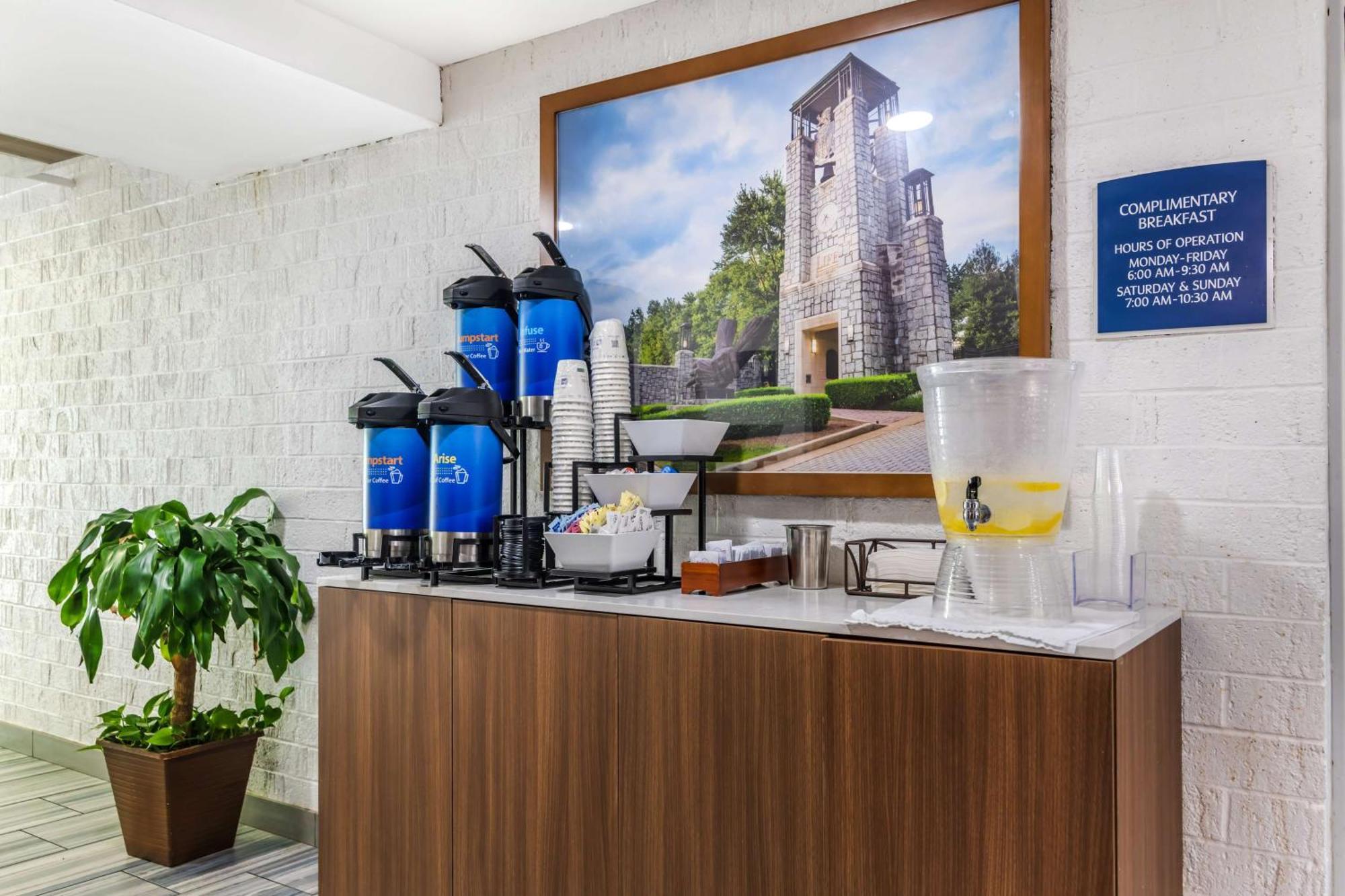 Best Western Atlanta-Marietta Ballpark Hotel Waterford Екстериор снимка