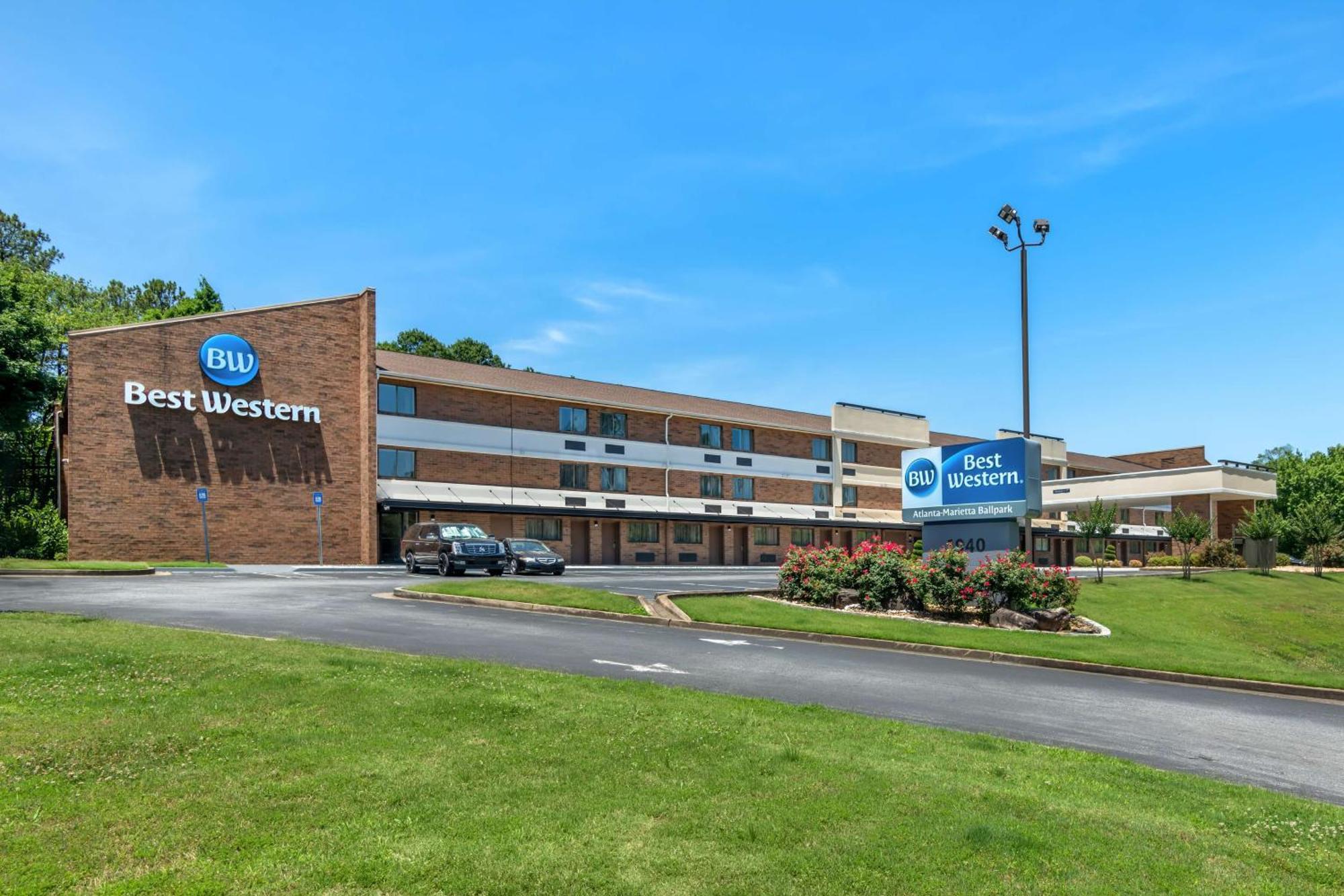 Best Western Atlanta-Marietta Ballpark Hotel Waterford Екстериор снимка